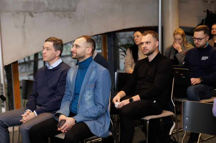 У Києві стартував набір на курси з інформаційної безпеки У Києві стартував набір на курси з інформаційної безпеки