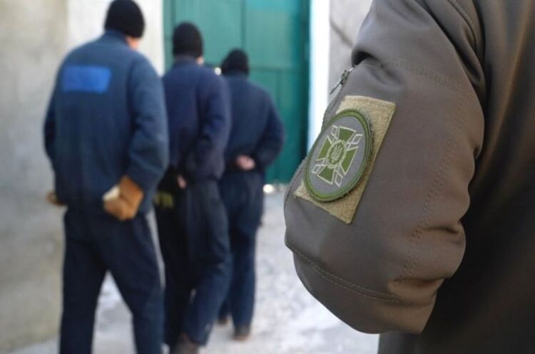 Військовополонених в Україні зможуть залучати до робіт у виправних установах Військовополонених в Україні зможуть залучати до робіт у виправних установах
