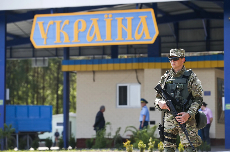 Україна посилює контроль на кордоні з Угорщиною та Румунією Україна посилює контроль на кордоні з Угорщиною та Румунією