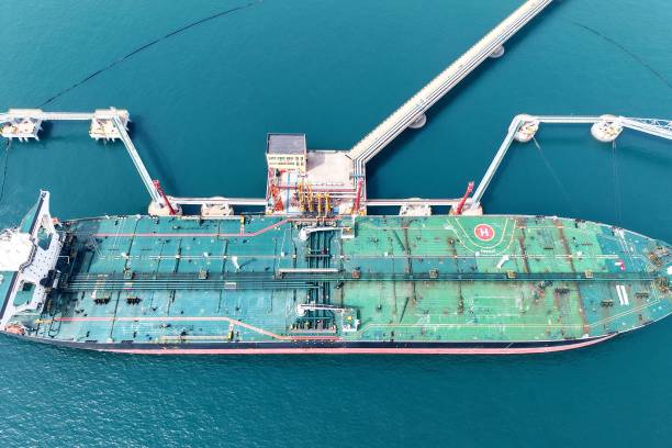 Нафта знову зросла після погроз Трампа щодо російської сировини Нафта знову зросла після погроз Трампа щодо російської сировини