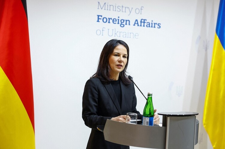 Бербок: «Угода про корисні копалини між Україною та США повинна відповідати законодавству ЄС» Бербок: «Угода про корисні копалини між Україною та США повинна відповідати законодавству ЄС»