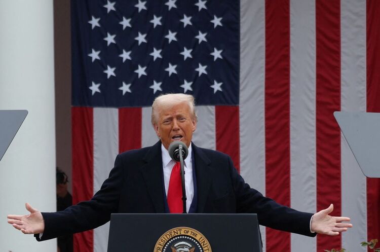 Фото: Carlos Barria/Reuters США запровадять щонайменше 10% мита на імпорт з усіх країн світу