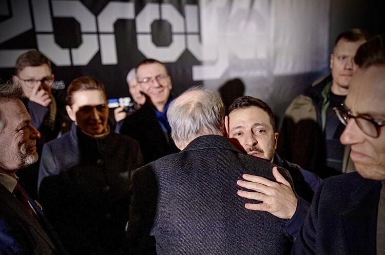 @jonasgahrstore Норвегія виділяє 417 млн євро на артилерійські боєприпаси для України