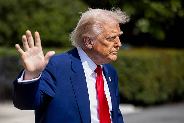 Трамп незадоволений російськими атаками, що відбулися останнім часом Трамп незадоволений російськими атаками, що відбулися останнім часом