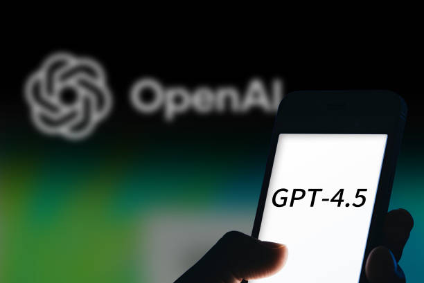 OpenAI хоче придбати проєкт колишнього головного дизайнера Apple OpenAI хоче придбати проєкт колишнього головного дизайнера Apple