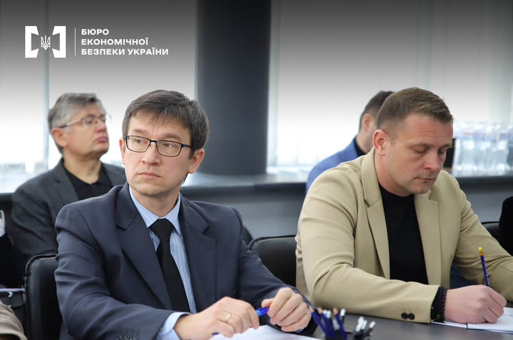 В Україні планують створити бібліотеку зразків сигарет для боротьби з тютюновим контрафактом В Україні планують створити бібліотеку зразків сигарет для боротьби з тютюновим контрафактом
