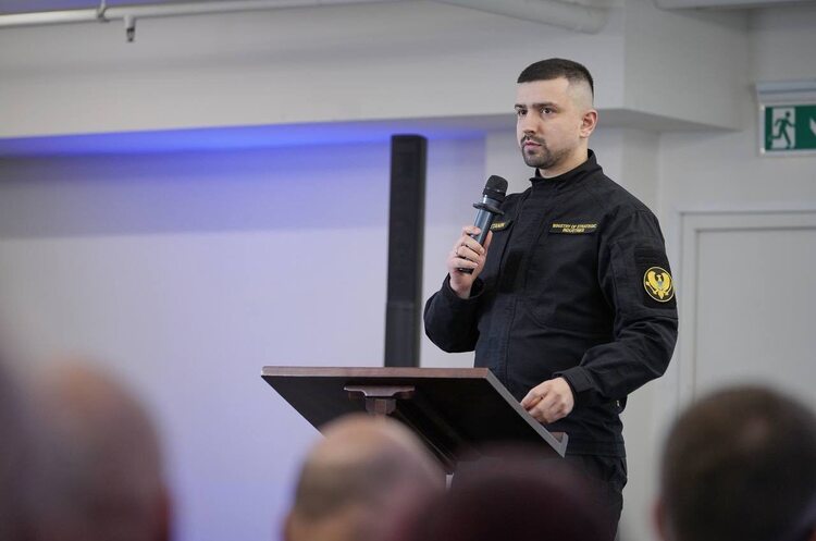 Фото: Герман Сметанін/Facebook Торік Україна виготовила озброєння та військової техніки втричі більше ніж у 2023 році – Сметанін