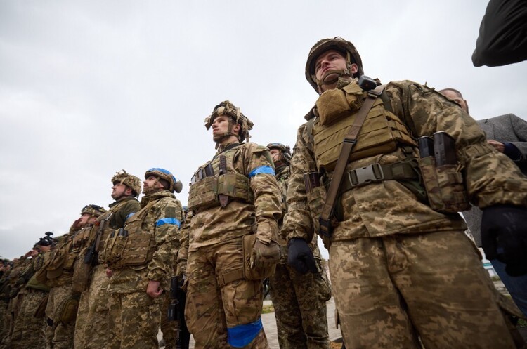 Зеленський вніс до Ради законопроєкти про продовження воєнного стану і мобілізації в Україні Зеленський вніс до Ради законопроєкти про продовження воєнного стану і мобілізації в Україні