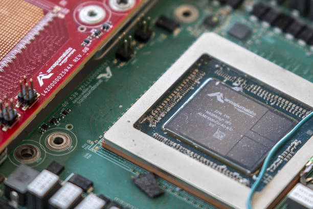 Intel продає більшу частину цінних паперів свого підрозділу Altera Intel продає більшу частину цінних паперів свого підрозділу Altera