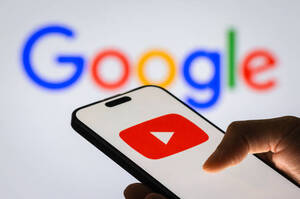 ³ YouTube       