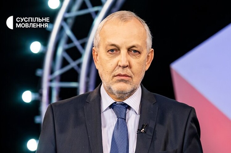 На журналіста Юрія Макарова здійснено напад з ножем, він у тяжкому стані На журналіста Юрія Макарова здійснено напад з ножем, він у тяжкому стані