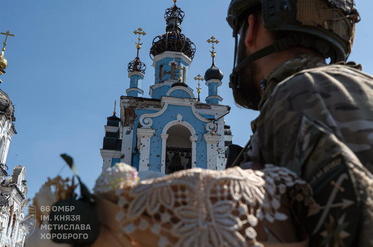 Окупанти порушили «великоднє перемир'я» понад 2000 разів Окупанти порушили «великоднє перемир'я» понад 2000 разів