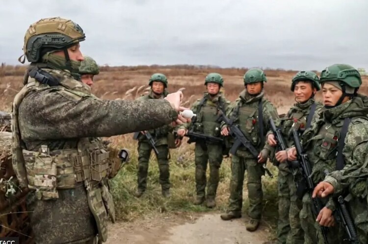 росЗМІ опублікували відео навчань північнокорейських солдатів у російській армії росЗМІ опублікували відео навчань північнокорейських солдатів у російській армії