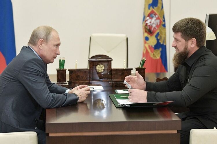 Кадиров попросив путіна про відставку з поста глави Чечні Кадиров попросив путіна про відставку з поста глави Чечні