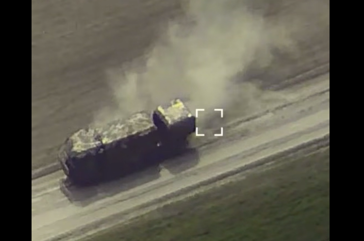 Скріншот з відео Сили оборони уразили російську РЛС «Заслон» на Курщині