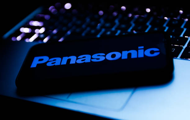 Panasonic скоротить понад 10 000 робітників Panasonic скоротить понад 10 000 робітників