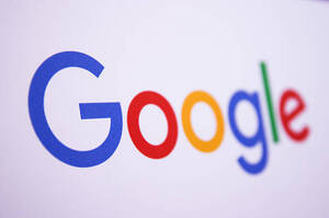   	  Google   $1,38 
