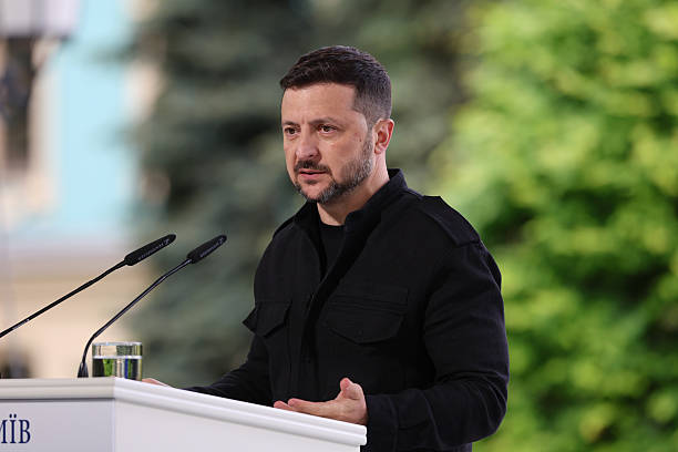 На прямих перемовинах у Туреччині Зеленський зустрічатиметься лише з путіним – Подоляк На прямих перемовинах у Туреччині Зеленський зустрічатиметься лише з путіним – Подоляк