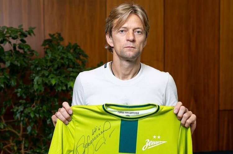 Екскапітану збірної України з футболу повідомили про підозру в пособництві рф Екскапітану збірної України з футболу повідомили про підозру в пособництві рф