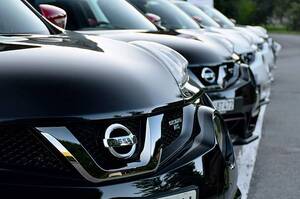 Nissan хоче скоротити майже половину своїх заводів – Reuters