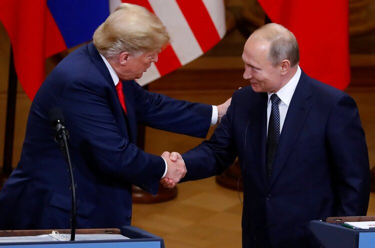 Ушаков: путін і Трамп зверталися один до одного на ім’я і не хотіли класти слухавки Ушаков: путін і Трамп зверталися один до одного на ім’я і не хотіли класти слухавки