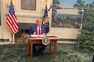 Адміністрація Трампа планує депортувати із США майже 200 тисяч українців – WP
