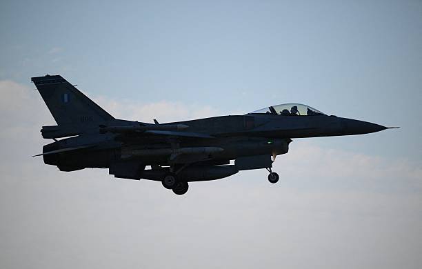 Нідерланди передали Україні обіцяні винищувачі F-16 Нідерланди передали Україні обіцяні винищувачі F-16