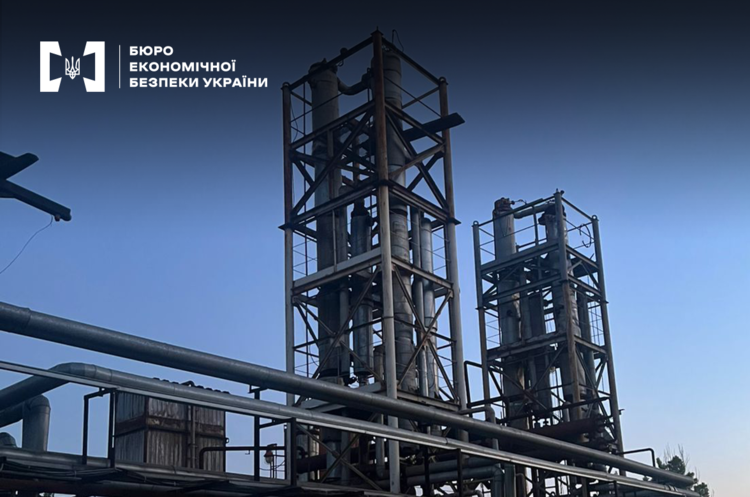 Фото: БЕБ БЕБ викрило нафтопереробний завод, який за добу нелегально виготовляв понад 100 тонн пального