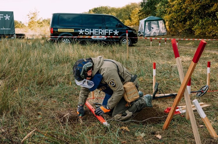 В Україні сертифіковано понад 100 операторів протимінної діяльності – Мінекономіки В Україні сертифіковано понад 100 операторів протимінної діяльності – Мінекономіки