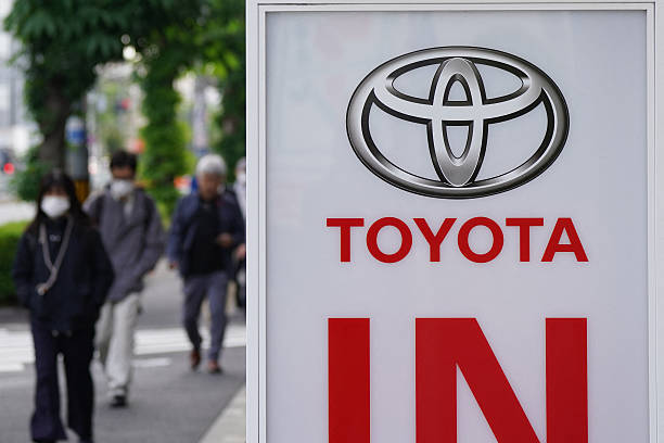 Toyota зміцнює свої позиції та примножує прибутки вже 4 місяці поспіль Toyota зміцнює свої позиції та примножує прибутки вже 4 місяці поспіль