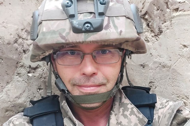 Після важкої хвороби пішов з життя журналіст, волонтер, захисник України Петро Черних Після важкої хвороби пішов з життя журналіст, волонтер, захисник України Петро Черних