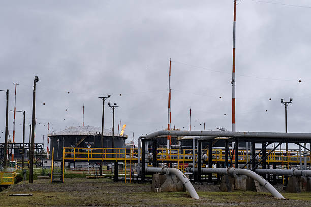 Ціни на нафту зросли більш як на долар Ціни на нафту зросли більш як на долар