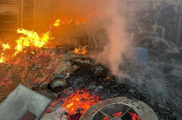Внаслідок російської атаки на Чернігівщині зруйноване підприємство Внаслідок російської атаки на Чернігівщині зруйноване підприємство
