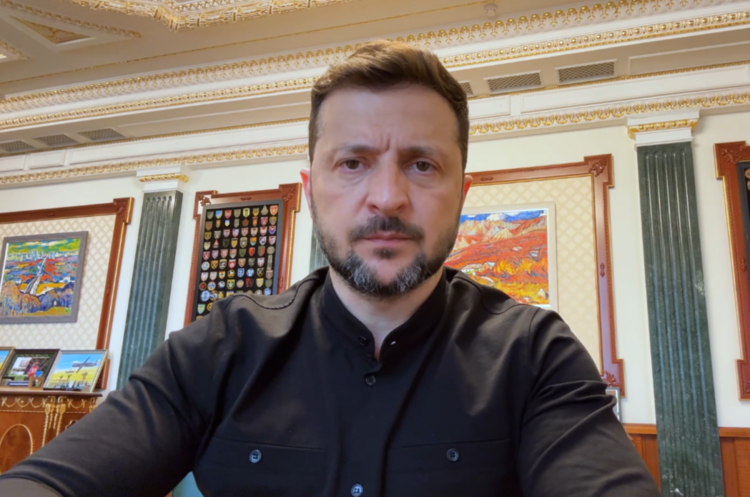 Фото: Офіс президента Внаслідок нічної атаки росіян загинуло 4 людини і 80 постраждали – Зеленський