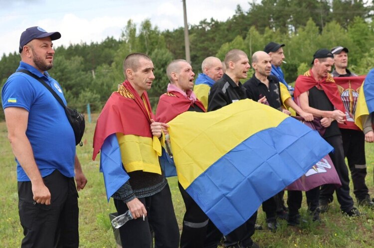 @Koord_shtab З російського полону повернулася нова група важкопоранених і хворих бійців