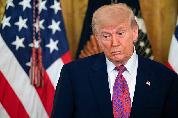Трамп заявив, що США готові захищати себе та Ізраїль у разі, якщо Іран завдасть ударів у відповідь Трамп заявив, що США готові захищати себе та Ізраїль у разі, якщо Іран завдасть ударів у відповідь