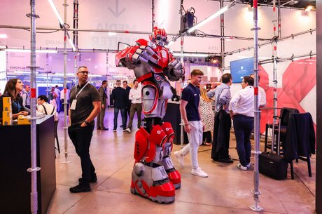  ,     AI:        Nexus Luxembourg 2025