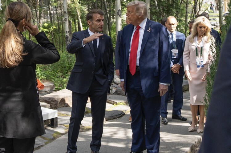 @EmmanuelMacron Трамп накинувся на Макрона й заявив, що поїхав із саміту G7 зовсім не через ізраїльсько-іранський конфлікт
