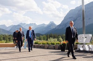       , G7     