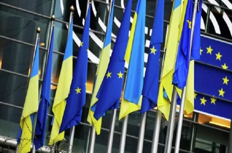 Євросоюз розробляє ризиковану схему одержання більшого прибутку із заморожених російських активів – Politico Євросоюз розробляє ризиковану схему одержання більшого прибутку із заморожених російських активів – Politico