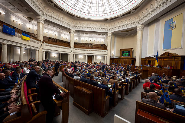 Верховна Рада створила тимчасову слідчу комісію щодо корупції у правоохоронних органах і судах Верховна Рада створила тимчасову слідчу комісію щодо корупції у правоохоронних органах і судах
