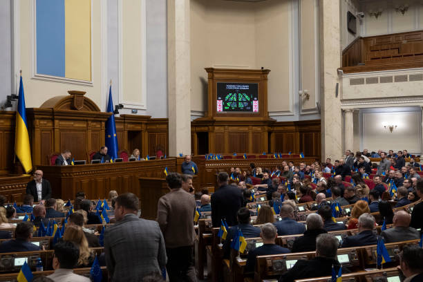 Рада ухвалила закон, який може принести до $1 млрд інвестицій у відбудову Рада ухвалила закон, який може принести до $1 млрд інвестицій у відбудову