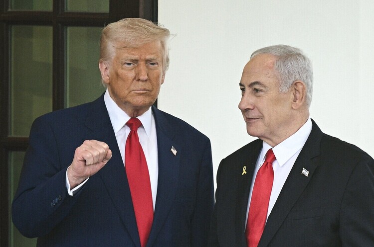 Axios пояснює, чому Трамп вирішив відкласти удар США по Ірану на два тижні Axios пояснює, чому Трамп вирішив відкласти удар США по Ірану на два тижні