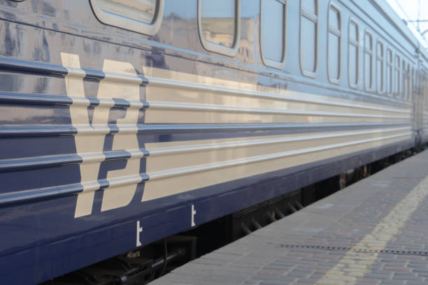 Поїзди «Укрзалізниці» затримуються через російську атаку по Дніпру Поїзди «Укрзалізниці» затримуються через російську атаку по Дніпру