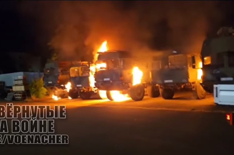 росіяни спалили в Німеччині військові вантажівки, які належали Збройним силам (ВІДЕО) росіяни спалили в Німеччині військові вантажівки, які належали Збройним силам (ВІДЕО)
