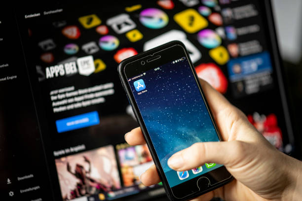 Apple змінює правила в магазині застосунків після штрафу від ЄС Apple змінює правила в магазині застосунків після штрафу від ЄС