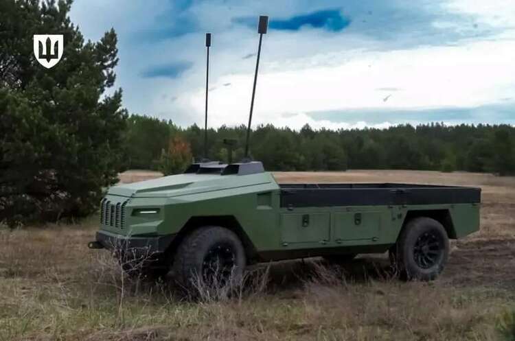 Фото: Міноборони ЗСУ отримали безпілотний автомобіль вітчизняного виробництва