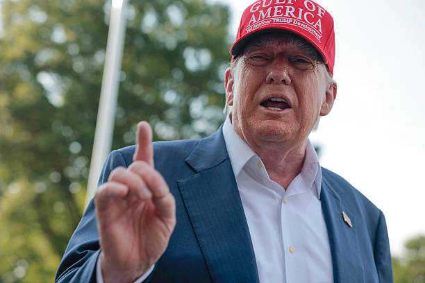 Фото: Getty Images Трамп сказав Зеленському, що хоче допомогти Україні з ППО – Axios