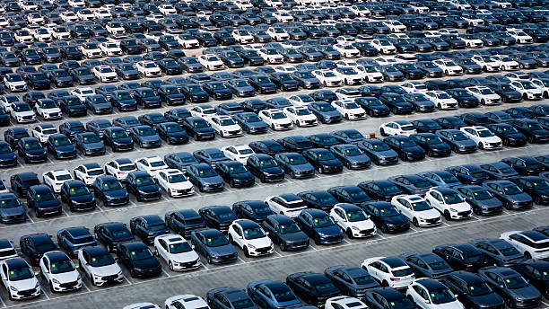У червні українці імпортували майже 20 000 вживаних авто: лідером став Volkswagen Golf У червні українці імпортували майже 20 000 вживаних авто: лідером став Volkswagen Golf