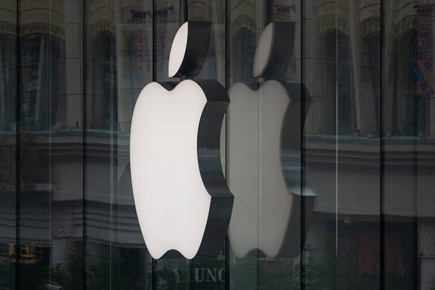 Apple оскаржує півмільярдний штраф ЄС за порушення правил цифрових ринків Apple оскаржує півмільярдний штраф ЄС за порушення правил цифрових ринків